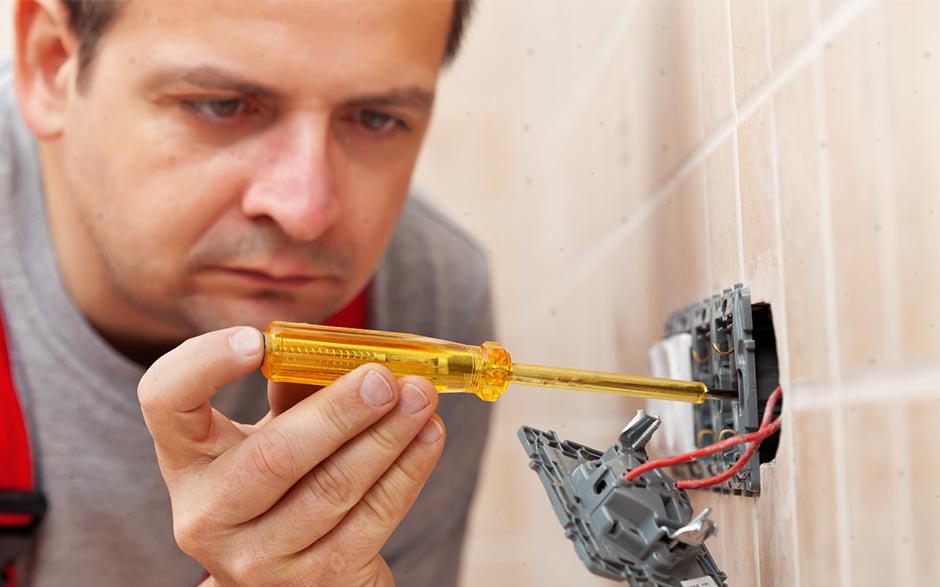 électricien de maintenance Les Essarts-le-Roi